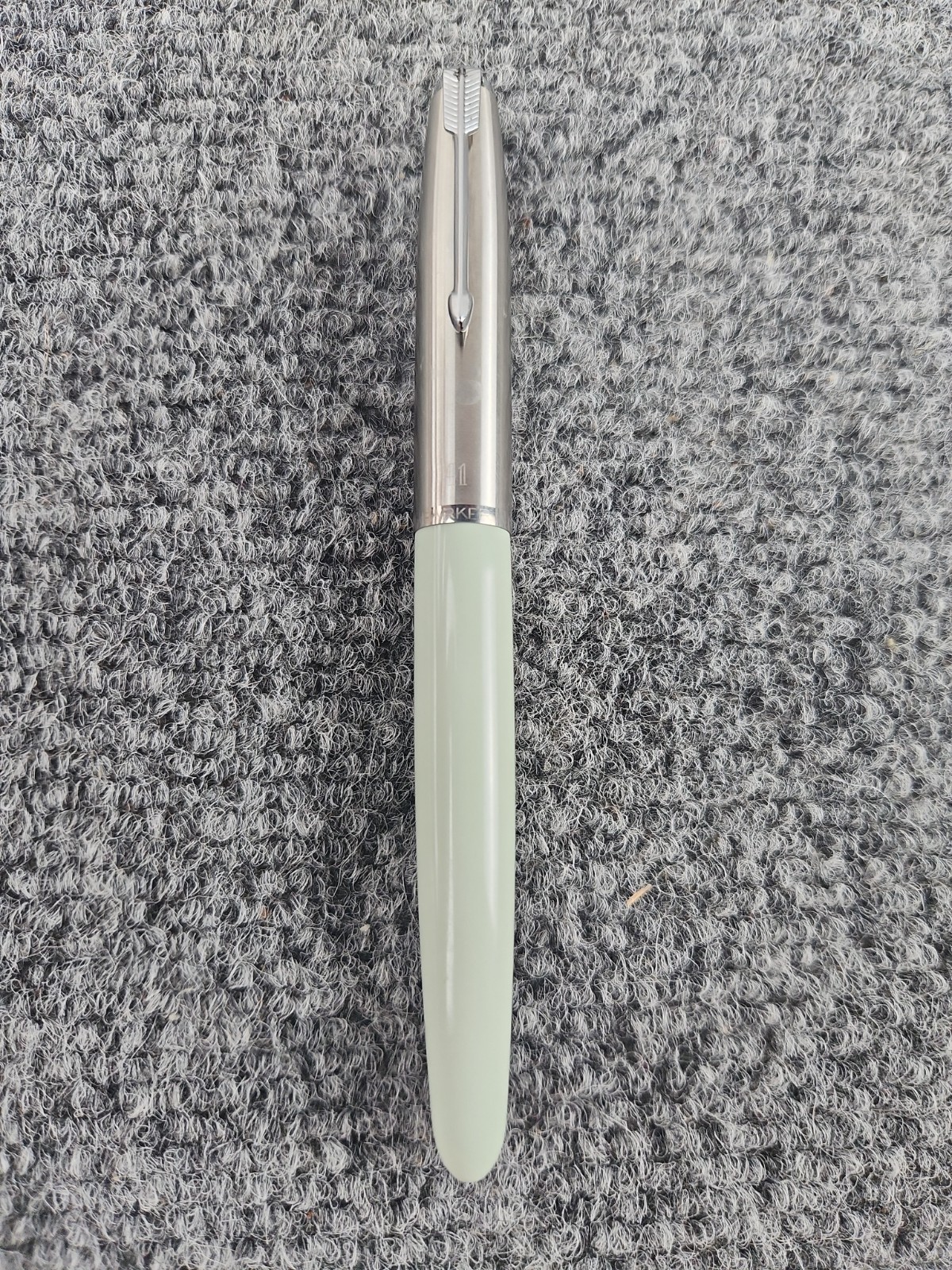 Vintage Parker Pen 41 Fountain Pen Pale Green