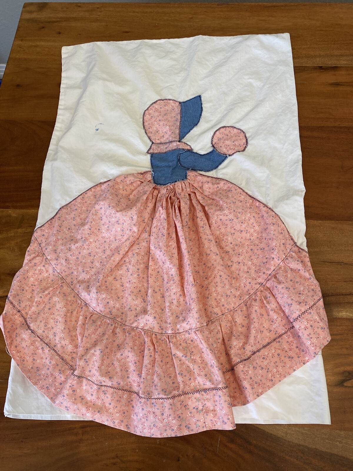 Sunbonnet Sue Applique Pillowcase Pink Ruffled Hand Sewn Vintage Calico