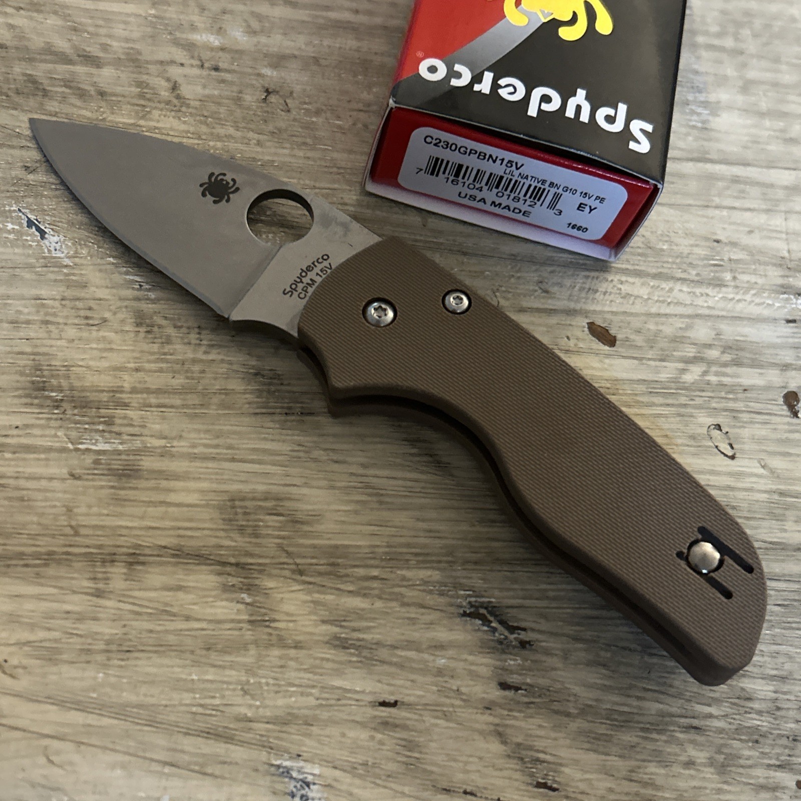 Spyderco Lil' Native Sprint Run CPM-15V Blade Brown G10 Handles C230GPBN15V Spyderco Lil' Native Sprint Run CPM-15V Blade Brown G10 Handles C230GPBN15V