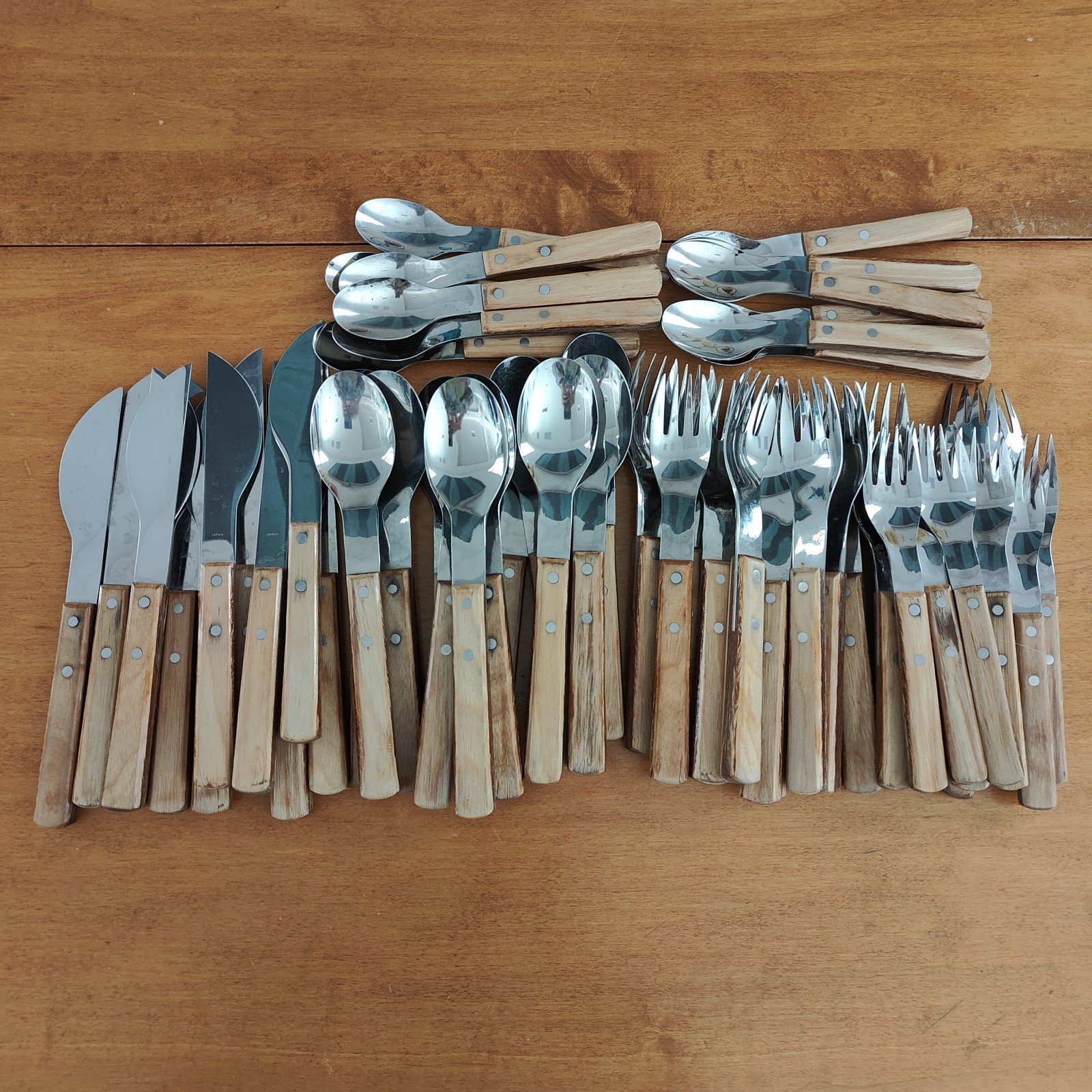 Supreme Cutlery Towle Japan Wood Handles w/Rivets 60 pc Complete Service for 12
