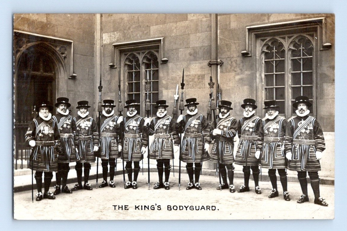 RPPC 1920\'S.. THE KING\'S BODYGUARDS. POSTCARD A1
