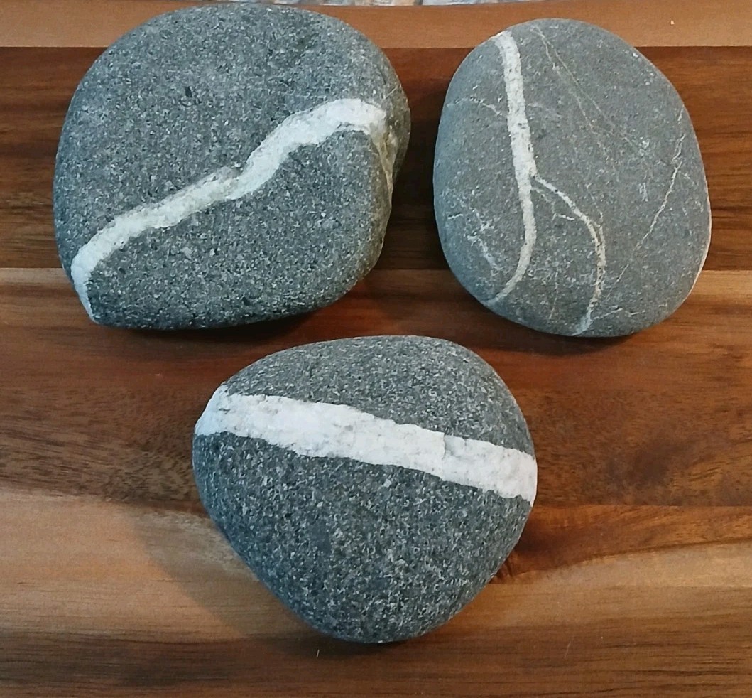 2.7 lbs Lucky Wishing Stones Striped Beach Rock Banded Handpicked WA State 2.7 lbs Lucky Wishing Stones Striped Beach Rock Banded Handpicked WA State