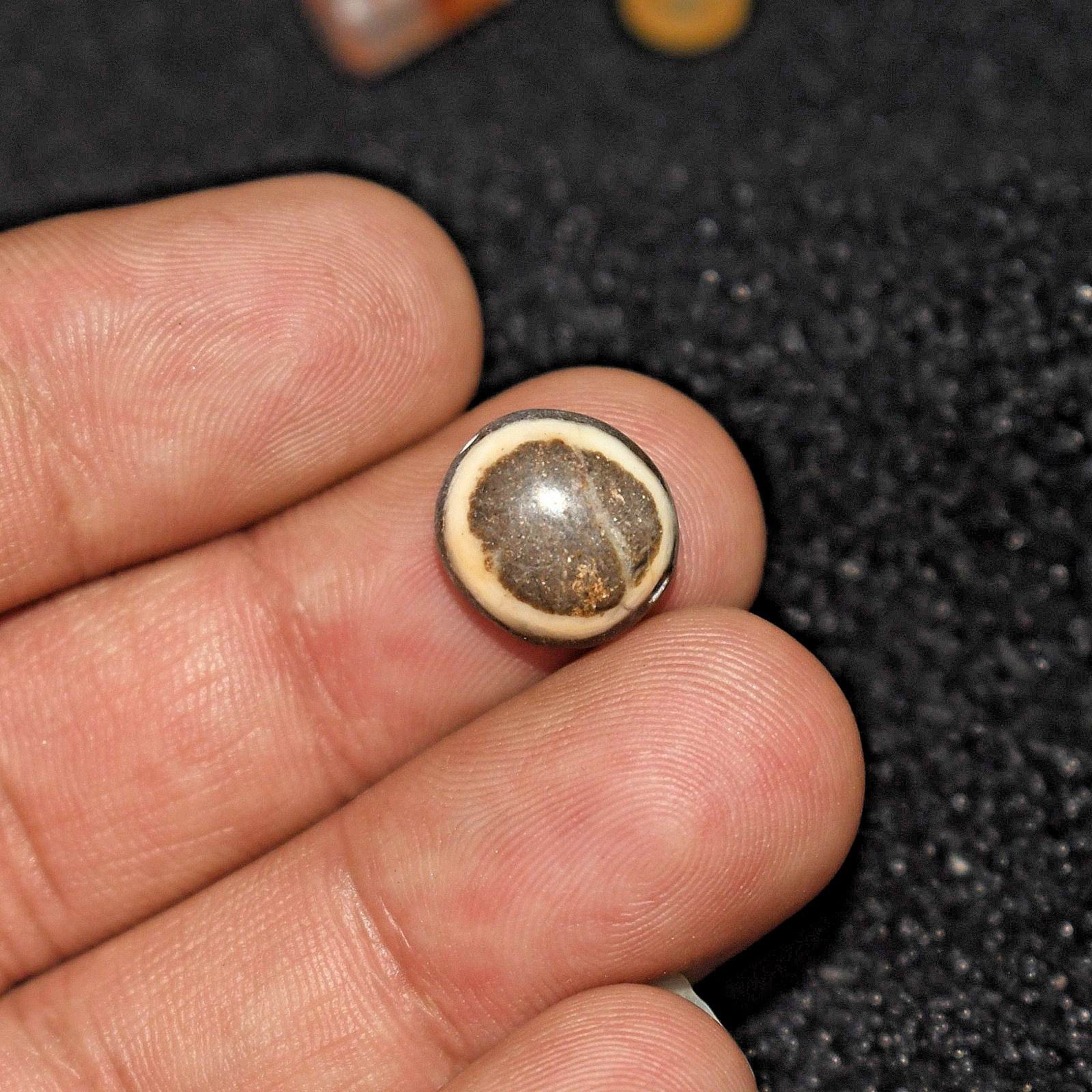 Rare Ancient Tibetan Himalayan Banded Stone Lukmik Dzi Goat Eye Bead