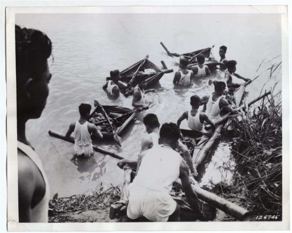 1941 Filipino Troops Fording River Jungle Training 7x9 Original News Photo