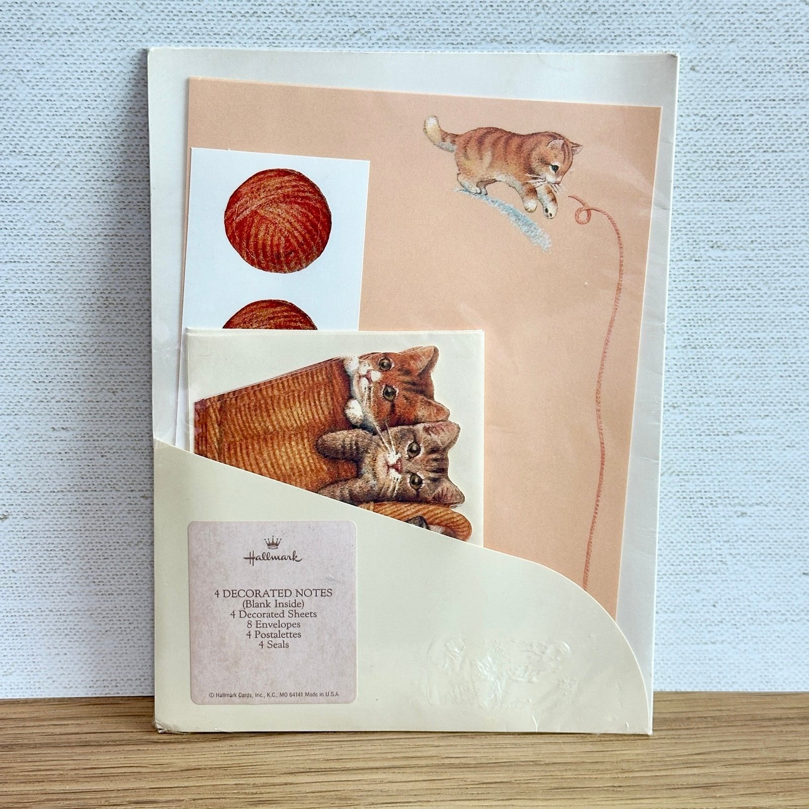 Vintage 1980s Hallmark Stationery Set Cats Kittens Note Cards Letter Sheets NOS
