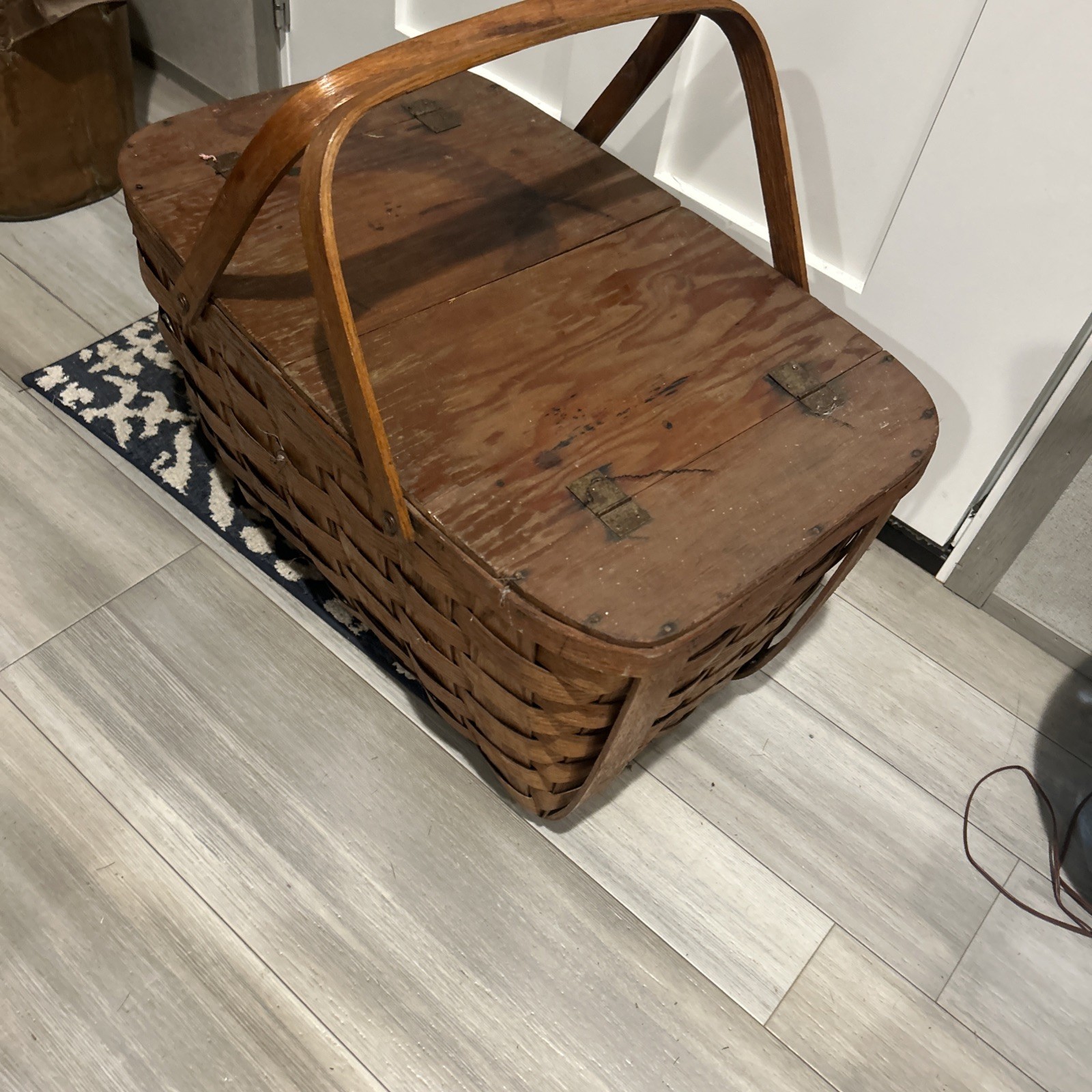 vintage wooden splint/woven picnic basket