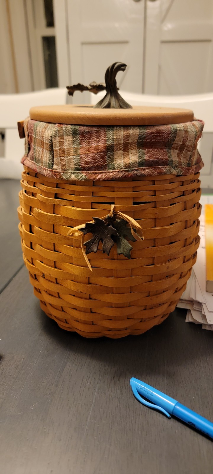 Longaberger Collector's 2000 October Fields Basket with Metal Leaf Handle Lid