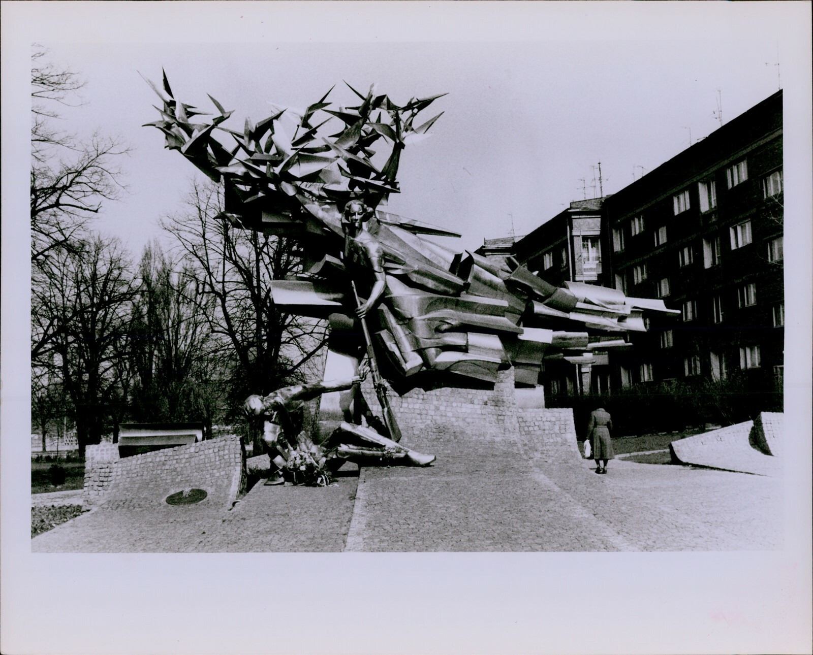 LG821 1939 Original Photo DEFENDERS OF POLISH POST OFFICE Monument Gdansk Art