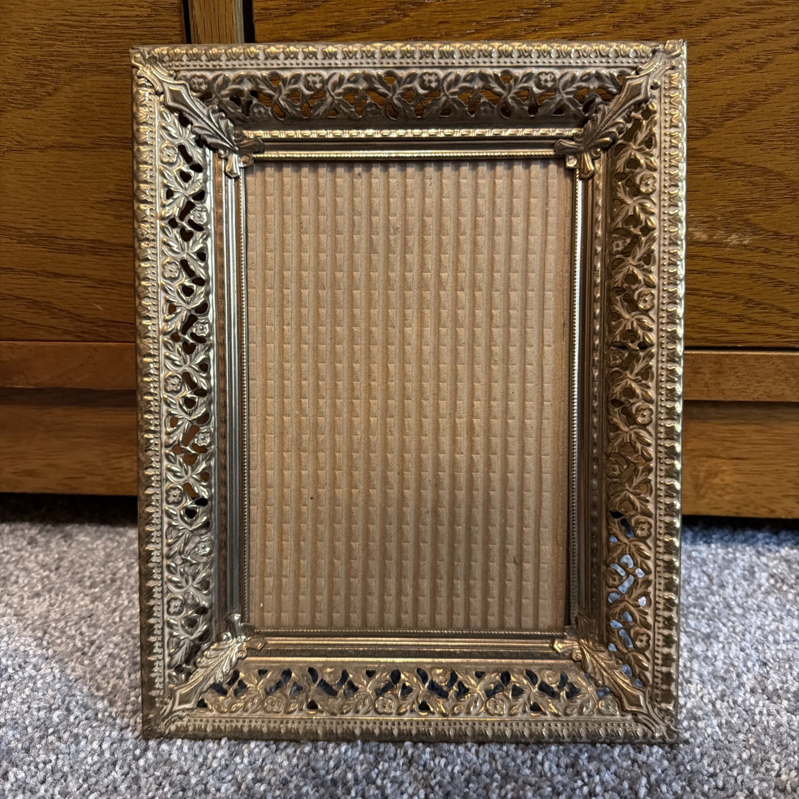 Vtg Gold Tone Metal 7x9 Picture Frame Floral MCM Wall Mounted Regal Decor