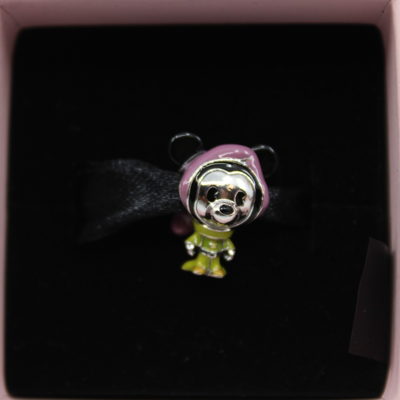 A3 Disney D23 2026 Exclusive LE Pandora Charm Mickey Mouse Meets Dopey Remix A3 Disney D23 2026 Exclusive LE Pandora Charm Mickey Mouse Meets Dopey Remix