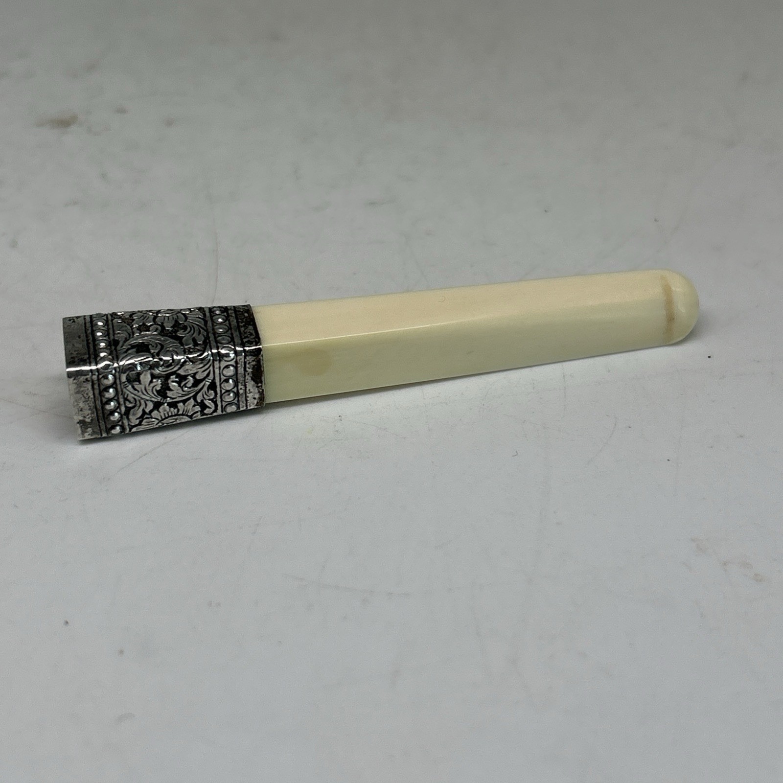 Vtg Cigarette Holder With Sterling Silver Tip Celluloid Holder Art Deco Vtg Cigarette Holder With Sterling Silver Tip Celluloid Holder Art Deco
