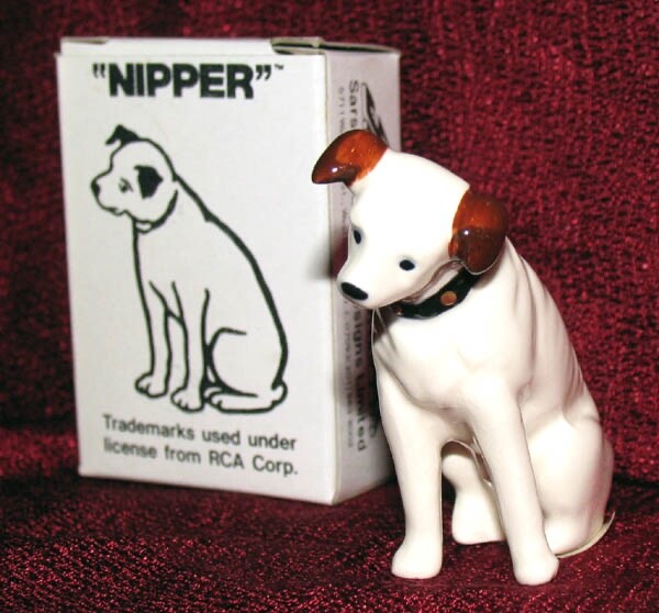 VINTAGE RCA NIPPER DOG FIGURINE #743 BY SARSAPARILLA DECO DESIGNS - MINT IN BOX VINTAGE RCA NIPPER DOG FIGURINE #743 BY SARSAPARILLA DECO DESIGNS - MINT IN BOX