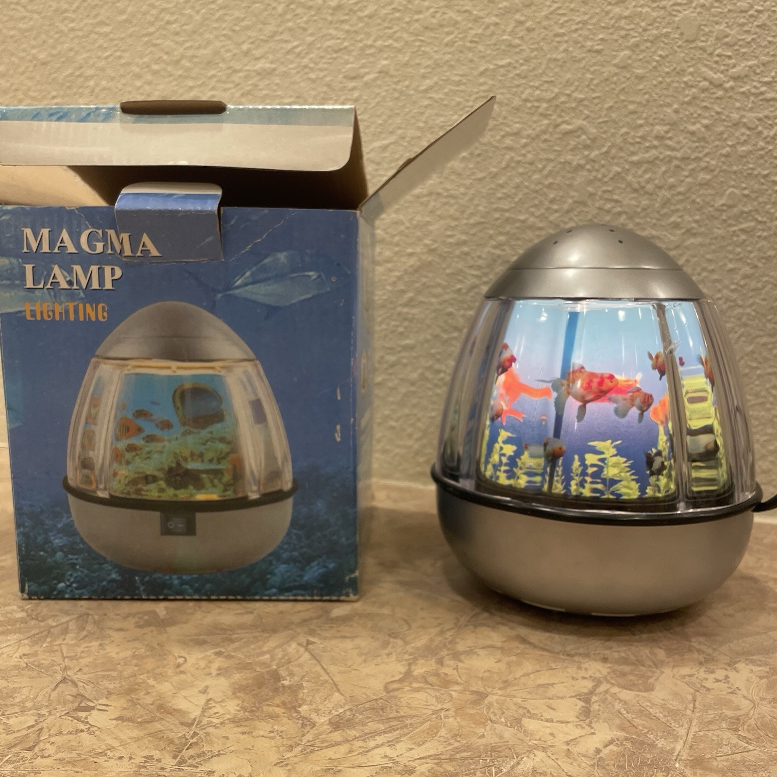 Vintage Rotating Ocean Fish Aquarium Magma Motion Lamp Night Light 1990’s Dome Vintage Rotating Ocean Fish Aquarium Magma Motion Lamp Night Light 1990’s Dome