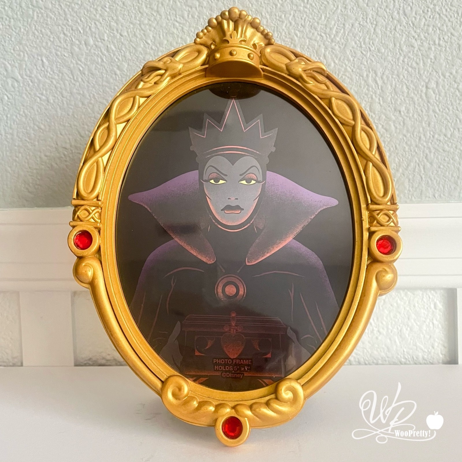 2023 Magic Mirror Evil Queen 5x7 Oval Picture Frame from Snow White 2023 Magic Mirror Evil Queen 5x7 Oval Picture Frame from Snow White