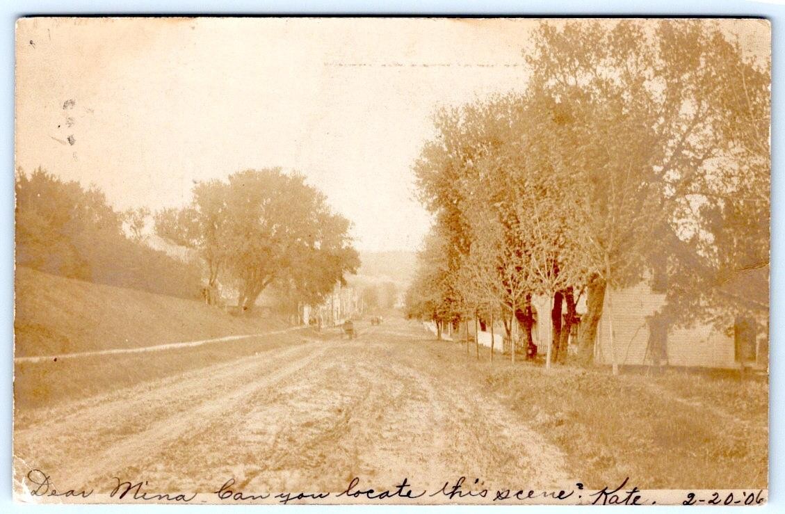 1906 RPPC DIRT ROAD SMITHLAND IOWA? to MINA BOWEN REAL PHOTO POSTCARD