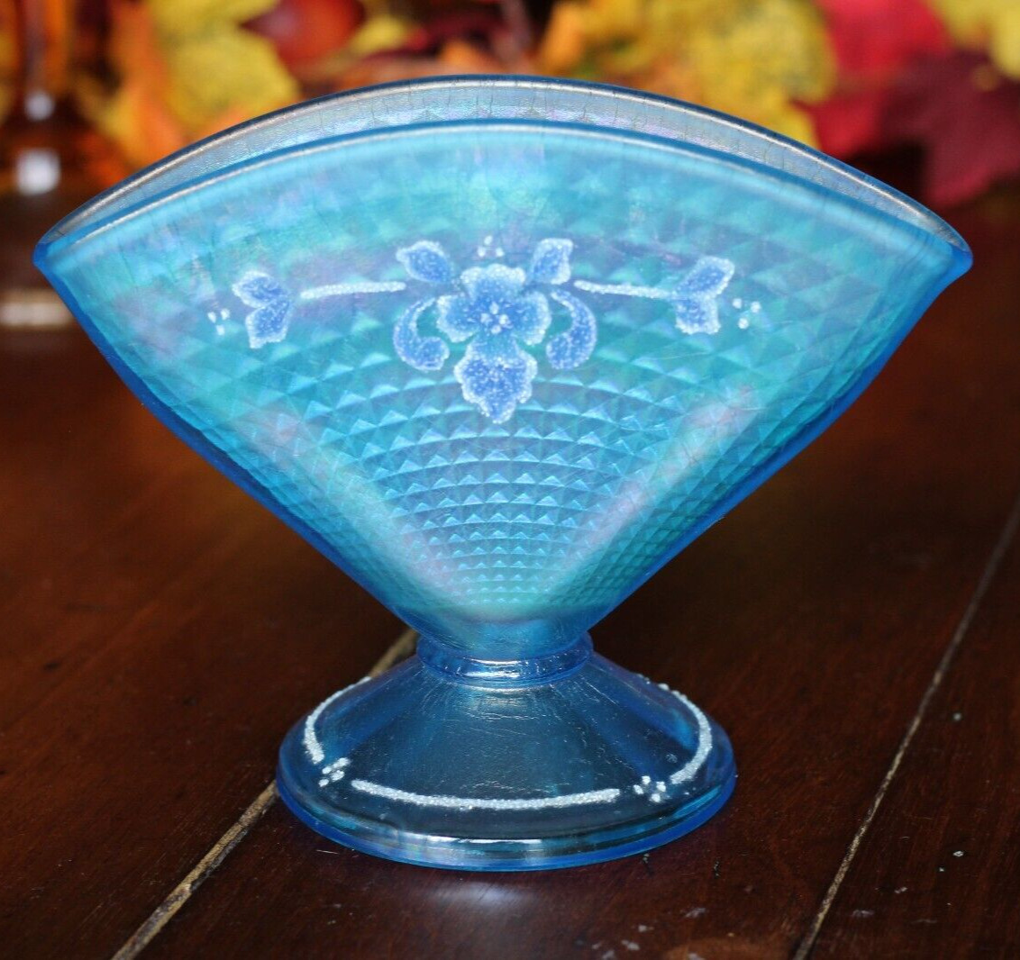 Fenton 90th Anniversary Limited Edition Beaded Fan Iridescent Vase Celeste Blue
