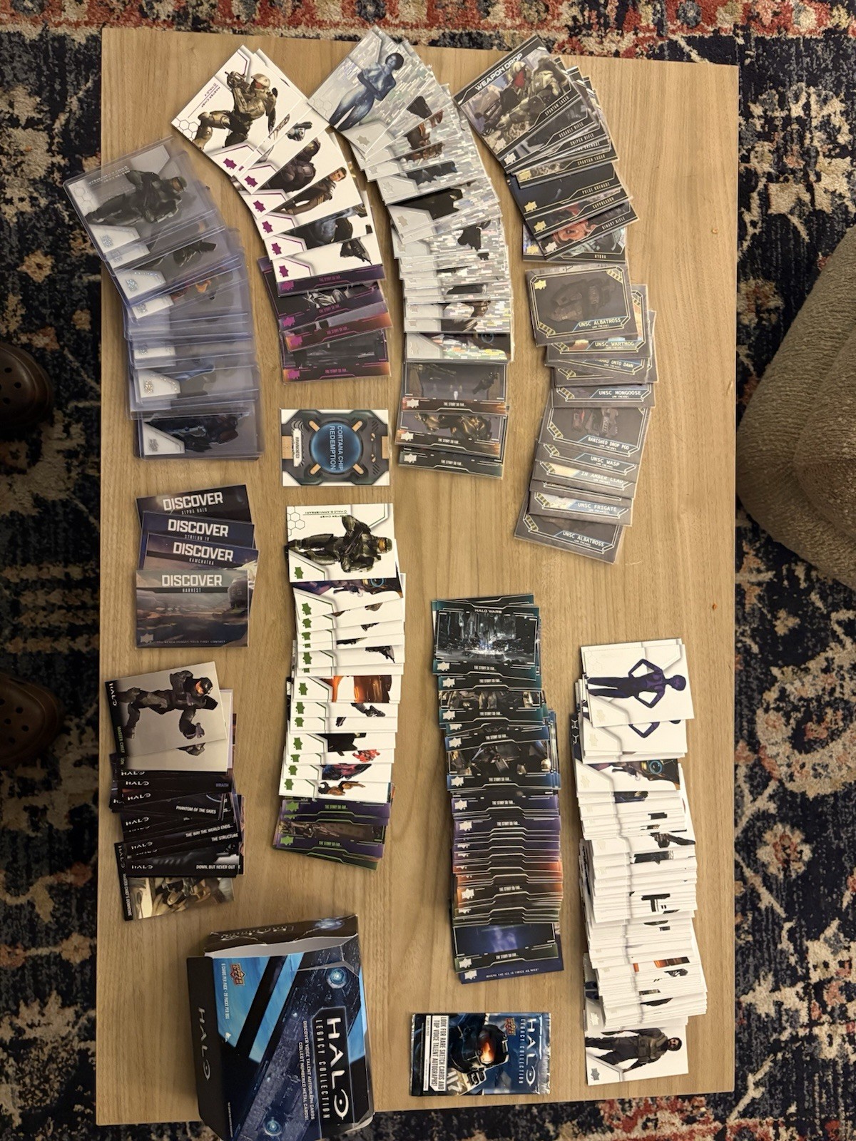 READ DESCRIPTION. HUGE 317 Halo card lot from upper deck and Topps 2007 Halo 3 READ DESCRIPTION. HUGE 317 Halo card lot from upper deck and Topps 2007 Halo 3