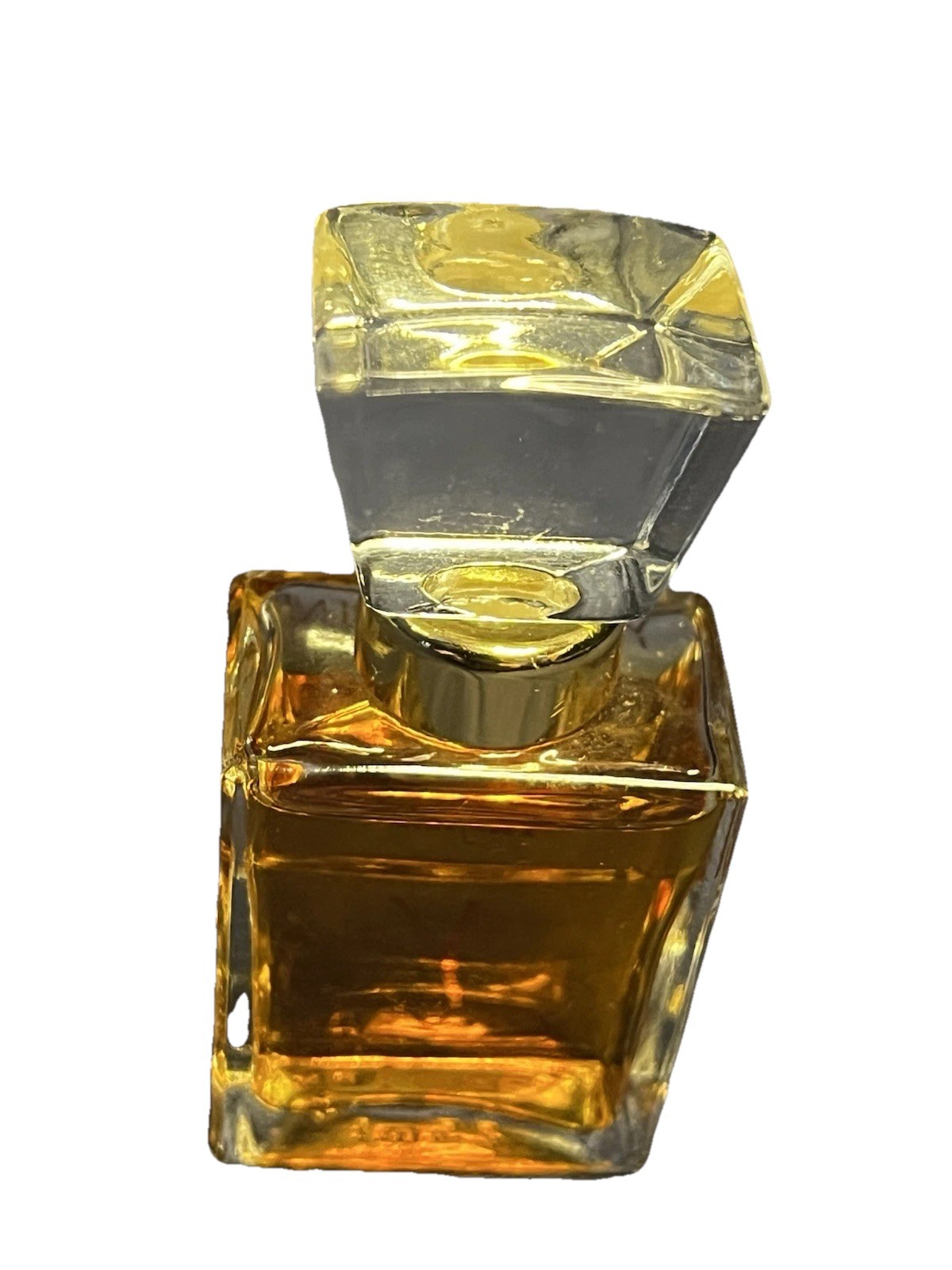 Y By Yves Saint Laurent  1/4 Ounce, Bottle Sealed No Box Y By Yves Saint Laurent  1/4 Ounce, Bottle Sealed No Box
