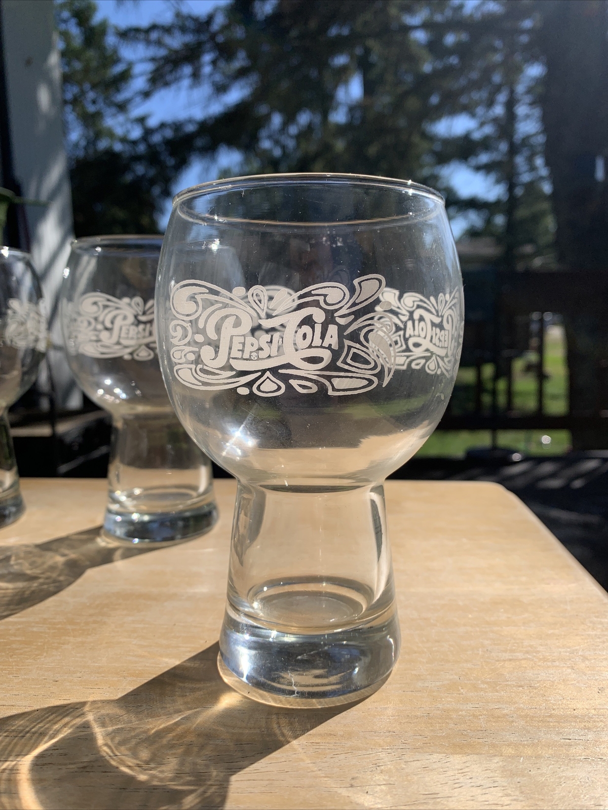 VTG Pepsi-Cola 1970’s Pedestal Drinking Glass No Chips Retro Set Of 4 VTG Pepsi-Cola 1970’s Pedestal Drinking Glass No Chips Retro Set Of 4