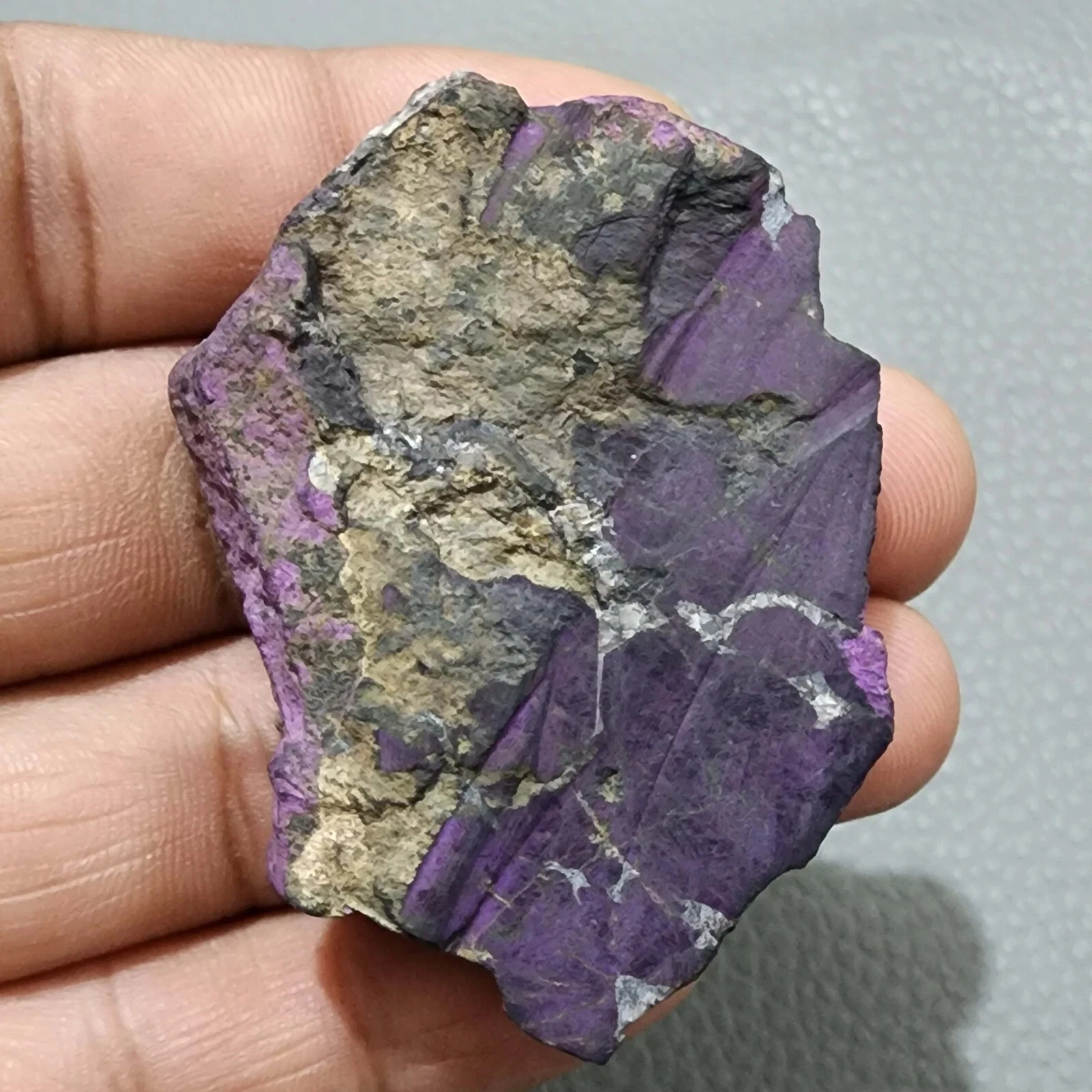 100% Natural Amazing Purple Purpurite Raw 261 Crt Purpurite Rough Gemstone