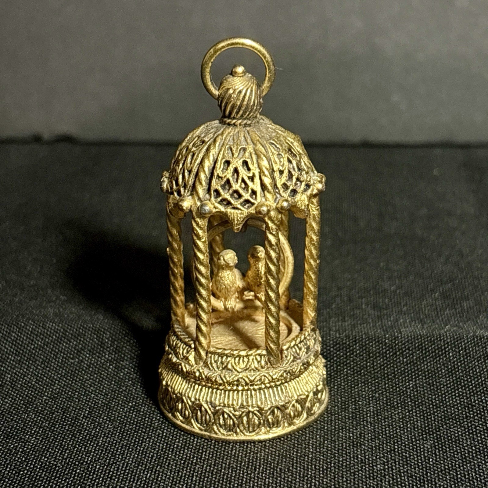 Vintage Toujours Moi Corday Gold Gilt Cage LOVE BIRDS Perfume Compact Pendant Vintage Toujours Moi Corday Gold Gilt Cage LOVE BIRDS Perfume Compact Pendant