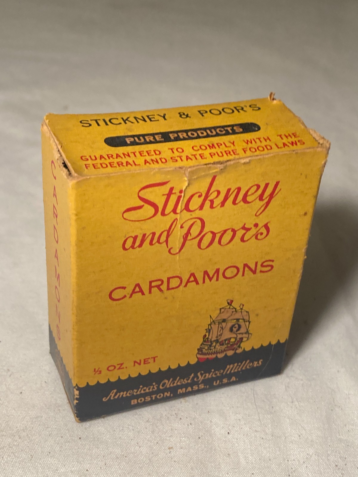 c1940s Stickney and Poor\'s Cardamons Stickney & Poor Spice Co. Boston, Mass. Box