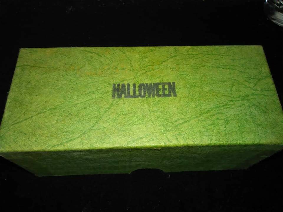 Rare Vintage 1974 UNICEF Halloween Slides using  Comics & Cartoon characters.