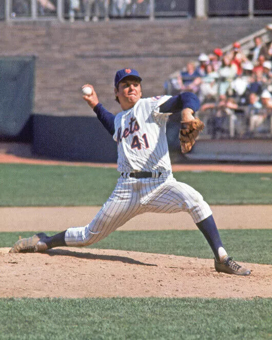 New York Mets Tom Seaver HOF Posing About To Throw The Ball 4x6 Picture Celebri New York Mets Tom Seaver HOF Posing About To Throw The Ball 4x6 Picture Celebri