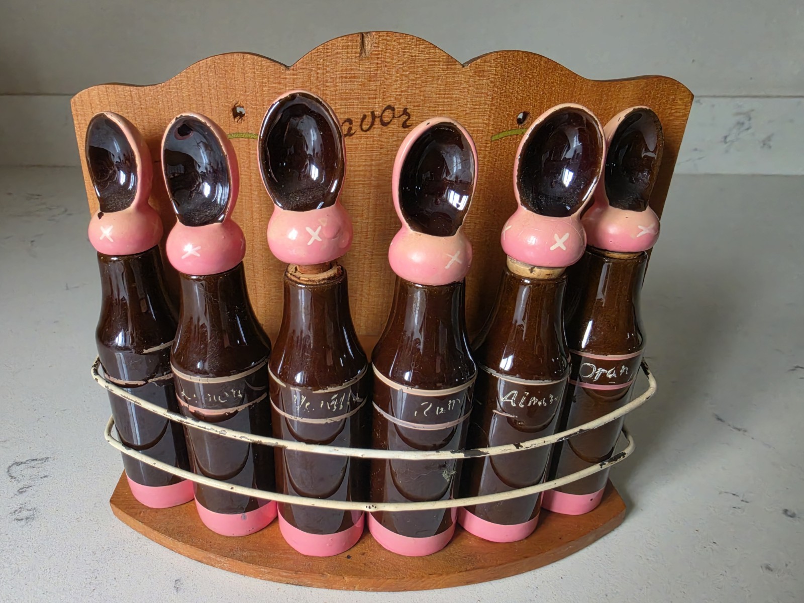 Very Rare Vintage 1950s MCM Flavor It Extract Bottles W/Rack Japanese Redware Very Rare Vintage 1950s MCM Flavor It Extract Bottles W/Rack Japanese Redware