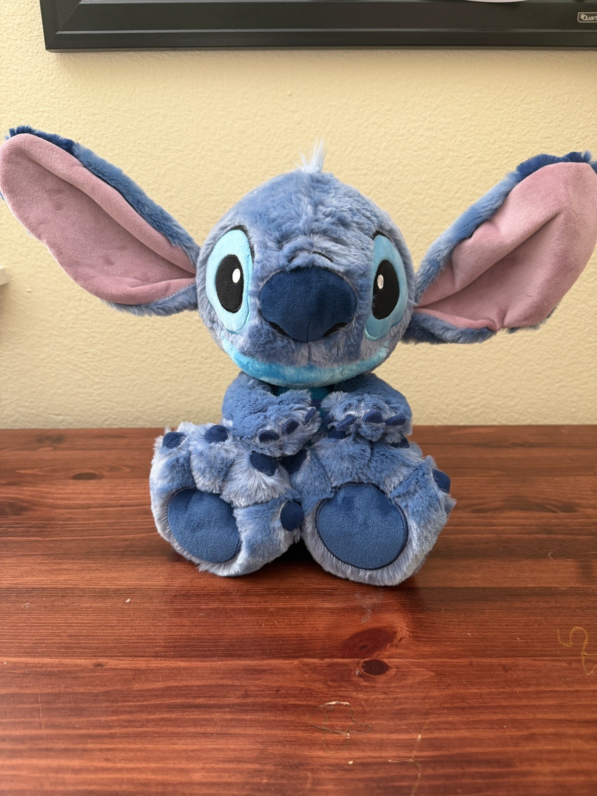 Disney Parks Big Feet Stitch 10