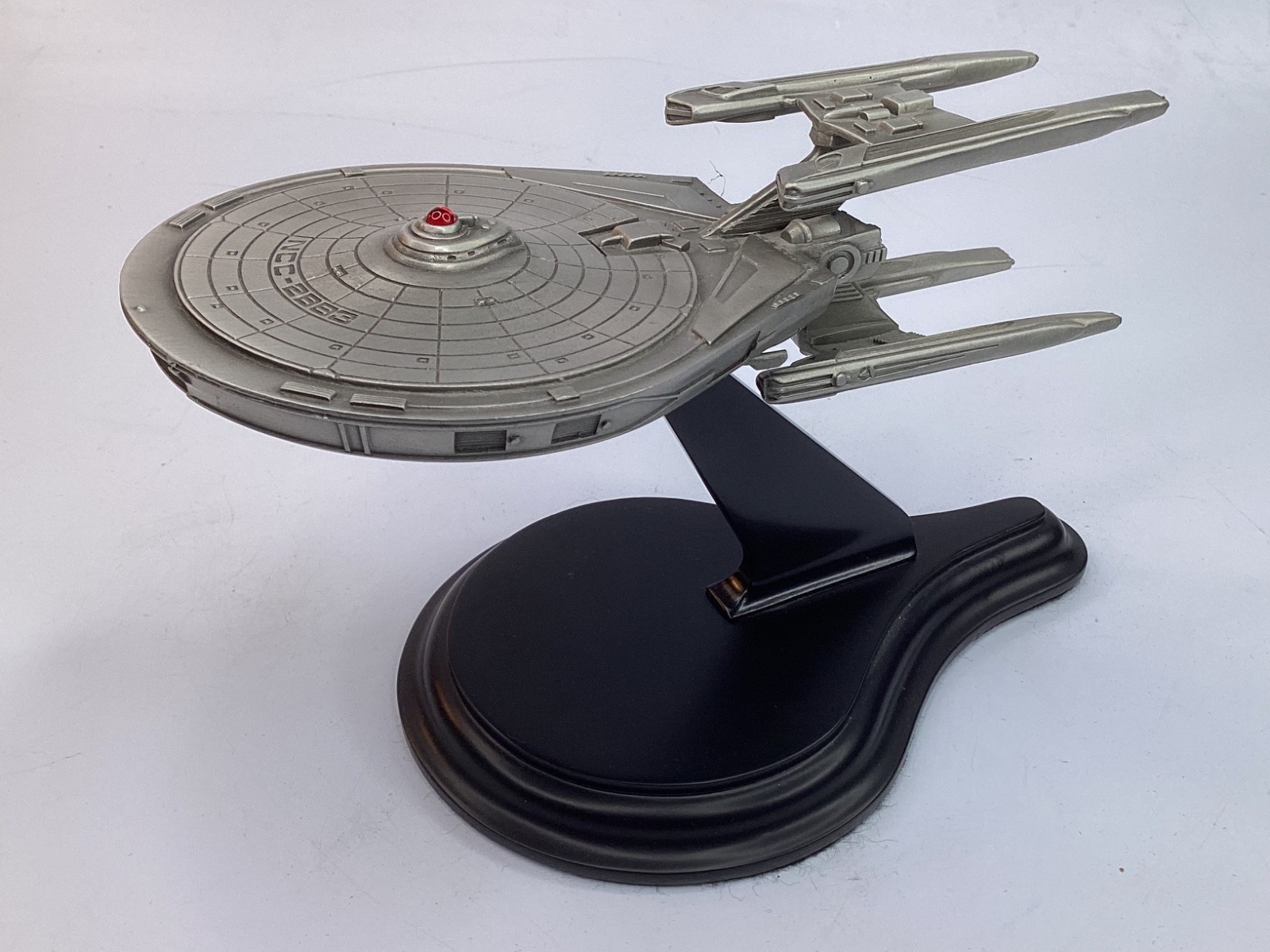 1993 Franklin Mint Star Trek USS Stargazer NCC-2893 Pewter Ship w/Stand FREE SHP 1993 Franklin Mint Star Trek USS Stargazer NCC-2893 Pewter Ship w/Stand FREE SHP