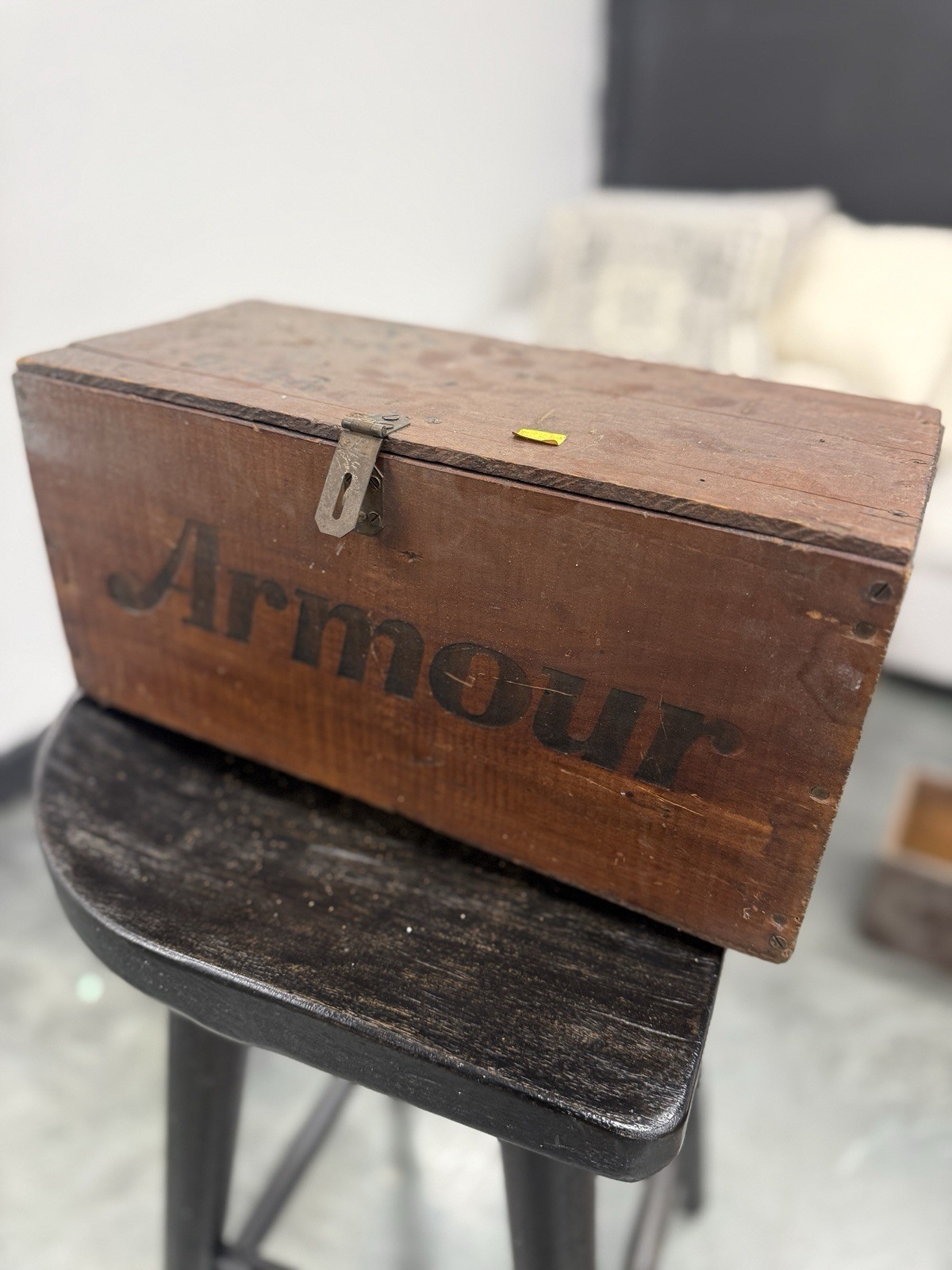 Antique Armour’s Star Corned Beef Wooden Advertising Box w Lid