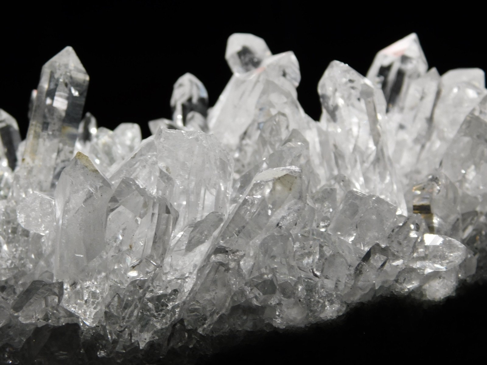 wOw Big Very Translucent AAA HIMALAYAN Quartz Crystal Cluster 1060gr
