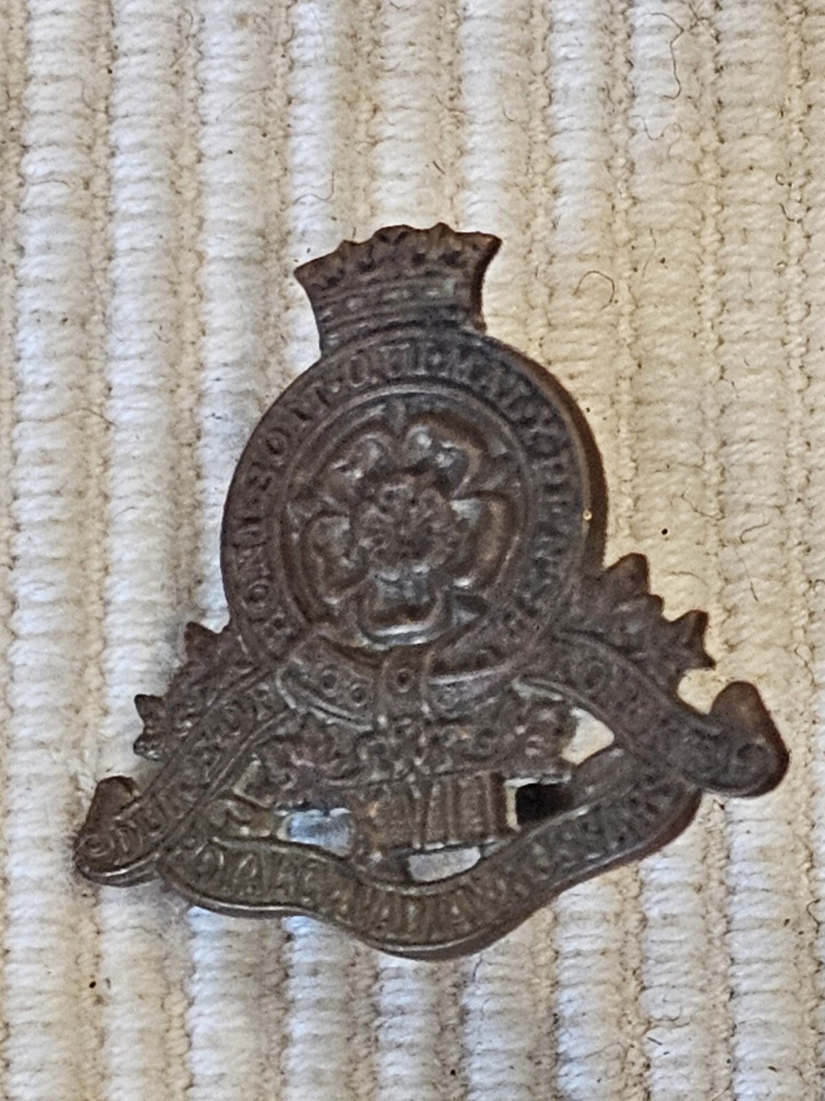WWII British Royal Canadian 17th Duke Of York Infantry Regiment Badge L@@K
