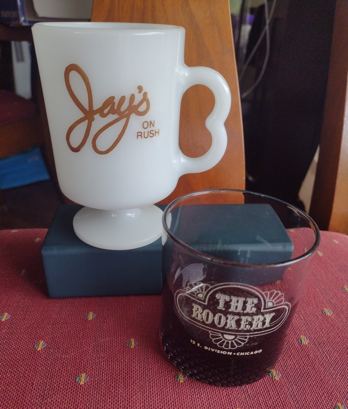 Vintage Chicago Restaurant / Bar Glasses - Jay's On Rush & The Rookery Vintage Chicago Restaurant / Bar Glasses - Jay's On Rush & The Rookery