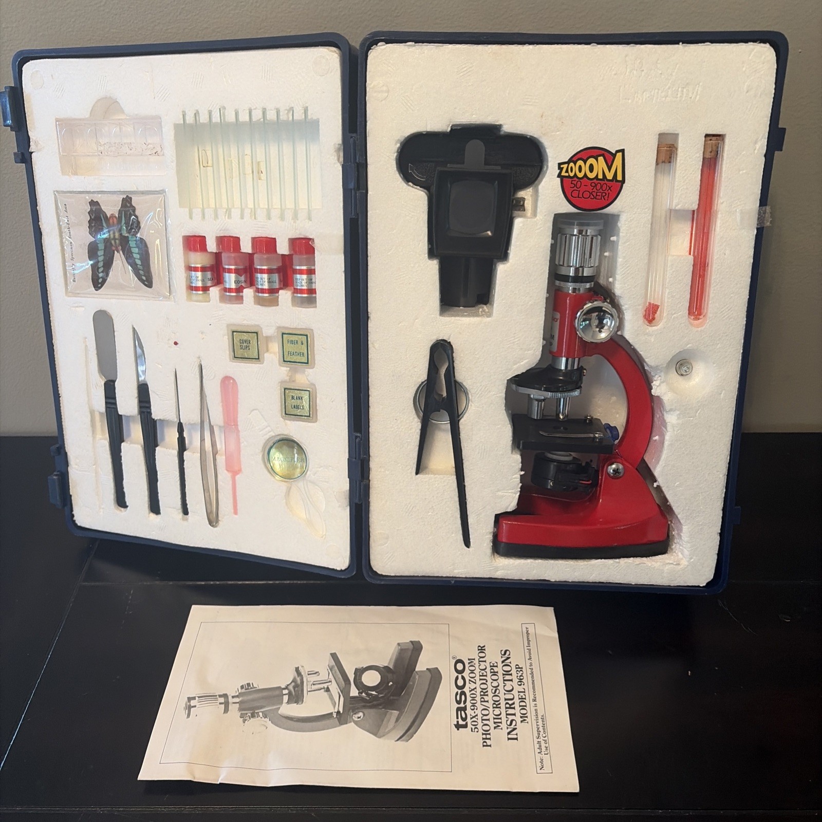 Vintage Tasco 900X Zoom Student Science Microscope Kit 936P w/Hard Case & Extras