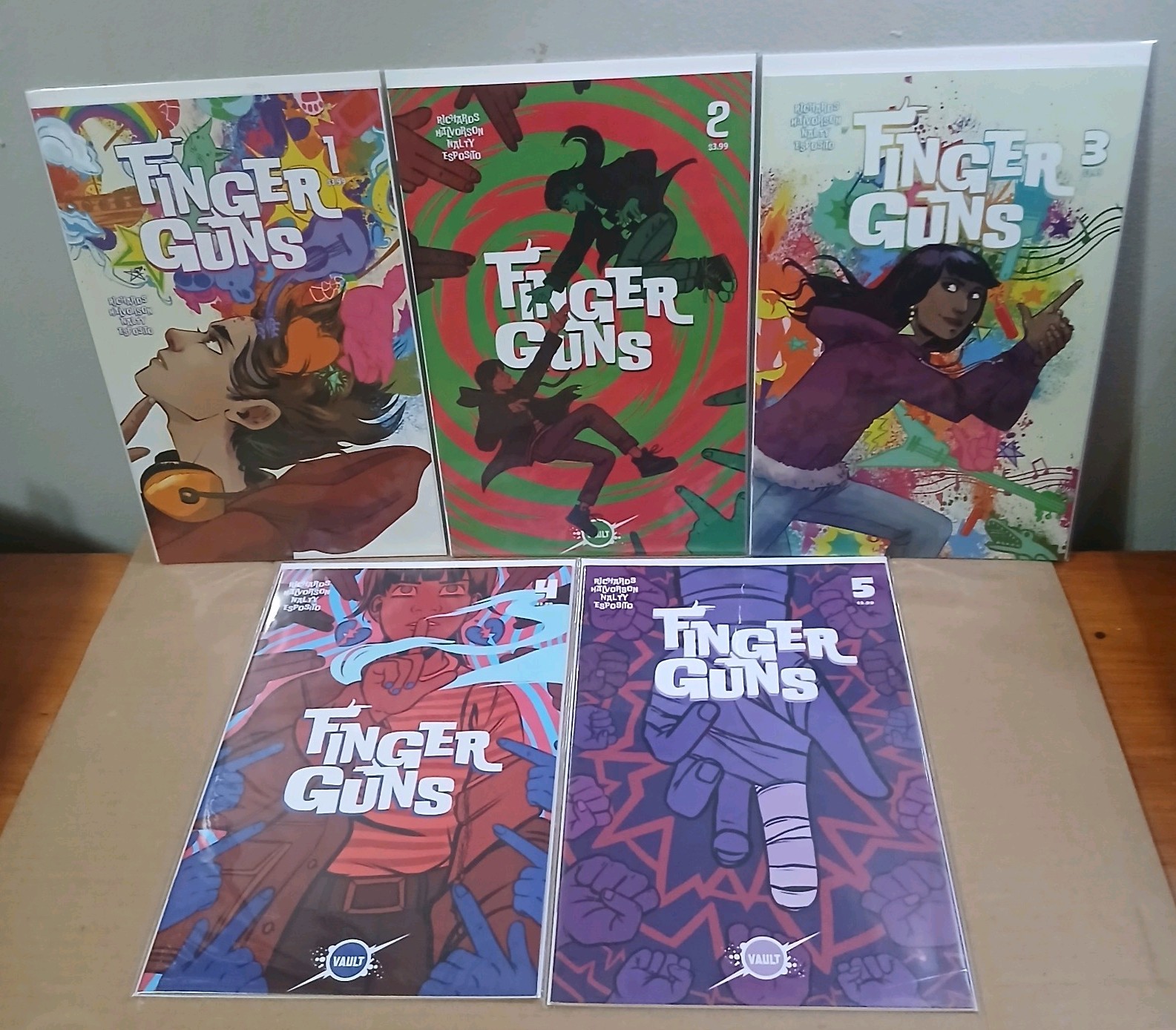 Finger Guns #1-5 1 2 3 4 5 Vault Comics Complete Set Lot Series NM