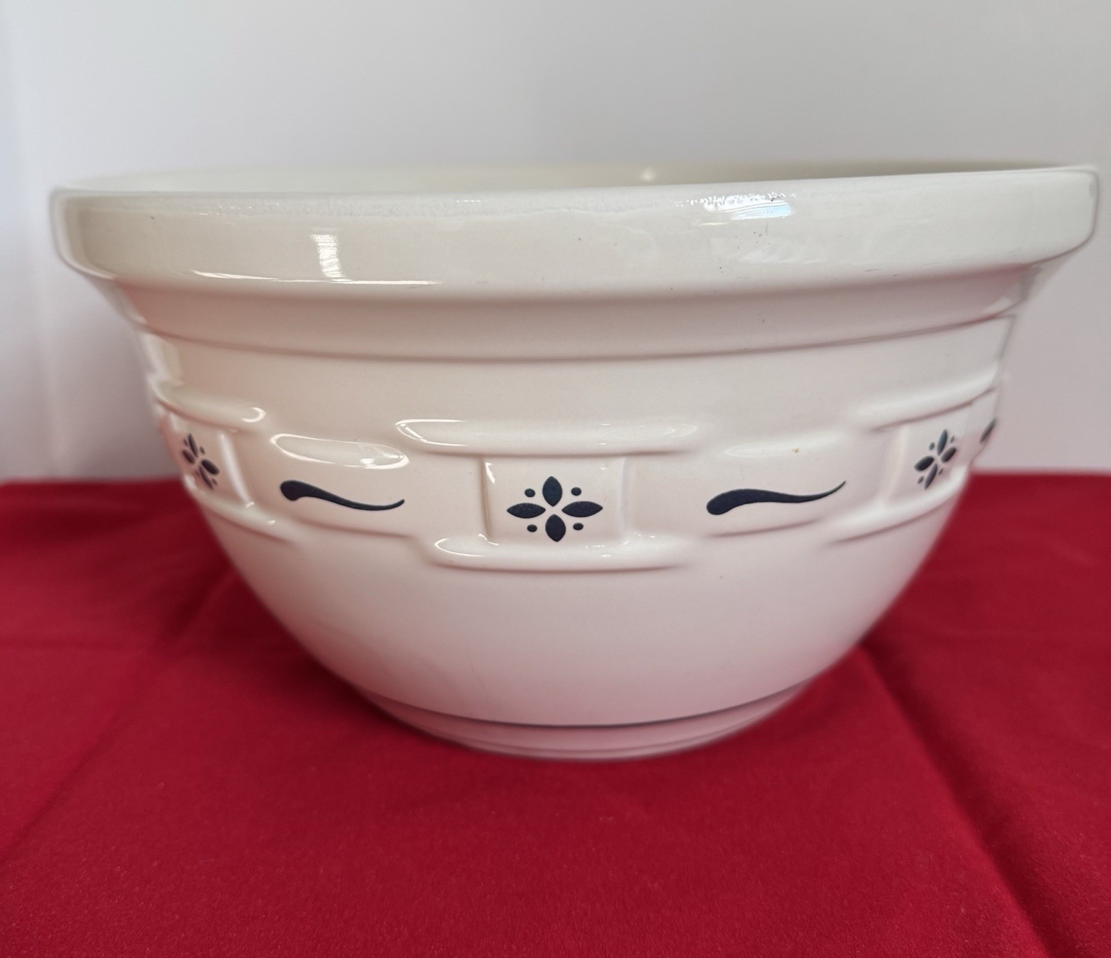 Longaberger Woven Traditions Classic Blue 10 Inch Mixing Bowl Pottery Longaberger Woven Traditions Classic Blue 10 Inch Mixing Bowl Pottery