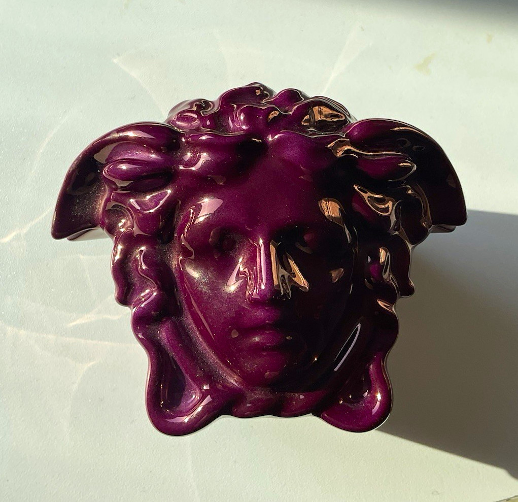 Versace Rosenthal Gypsy Fuchsia Porcelain Box 4x4x3inch made in Germany