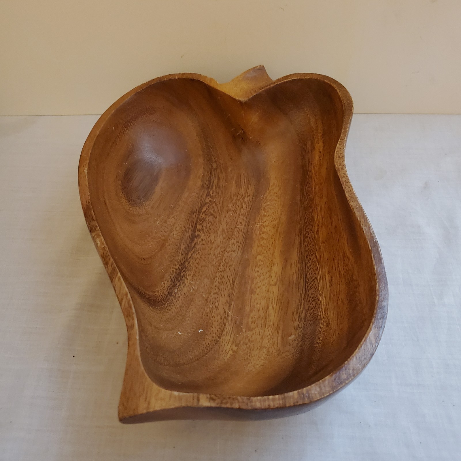 Vintage Acacia Monkey Pod Wood Nut Candy Trinkets Serving Bowl Hawaii 13 Vintage Acacia Monkey Pod Wood Nut Candy Trinkets Serving Bowl Hawaii 13