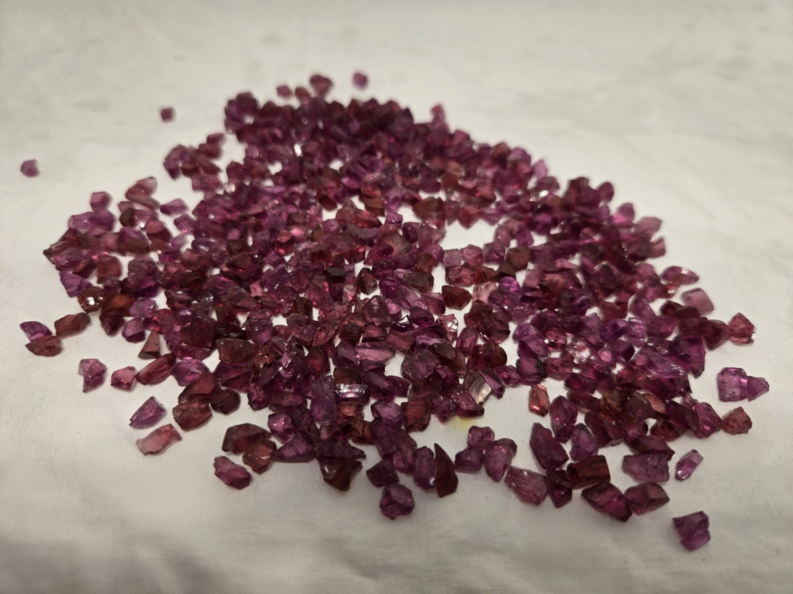 100ct Natural Pink Garnet From Tanzania Rough for faceting