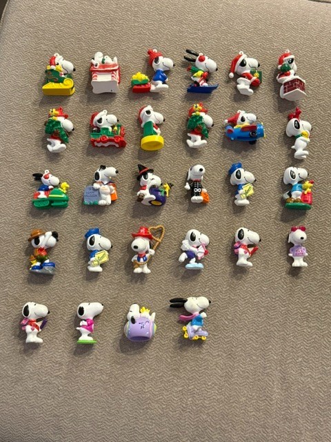 28 Vintage Whitman's Snoopy Peanuts PVC Holiday Figurines Christmas Easter