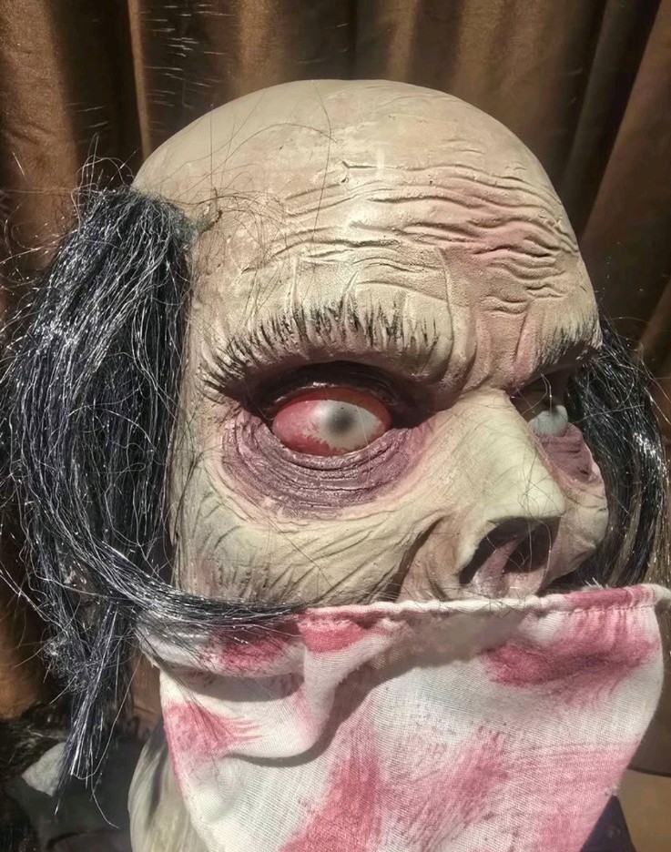 Spirit Halloween Rare Evil Scientist 2014 Animatronic Halloween Decoration Prop Spirit Halloween Rare Evil Scientist 2014 Animatronic Halloween Decoration Prop