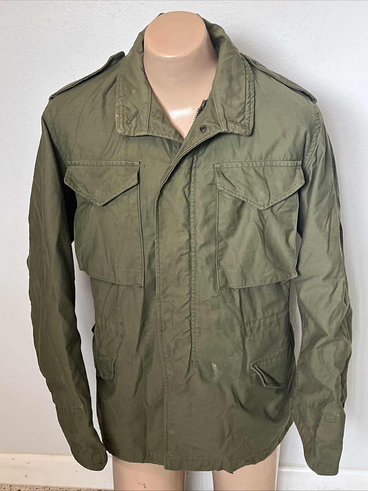 1975 Vietnam M-65 COLD WEATHER Field Coat Jacket US ARMY Military Sm Reg OG-107 1975 Vietnam M-65 COLD WEATHER Field Coat Jacket US ARMY Military Sm Reg OG-107
