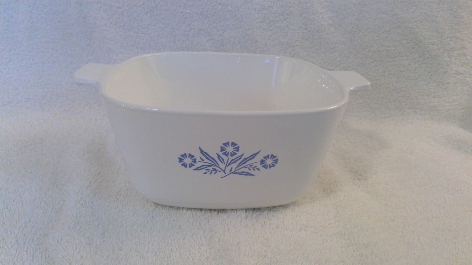 Vintage 1966-69 Corningware P-1 3/4-B Blue Cornflower Baking Dish, Black Stamp Vintage 1966-69 Corningware P-1 3/4-B Blue Cornflower Baking Dish, Black Stamp