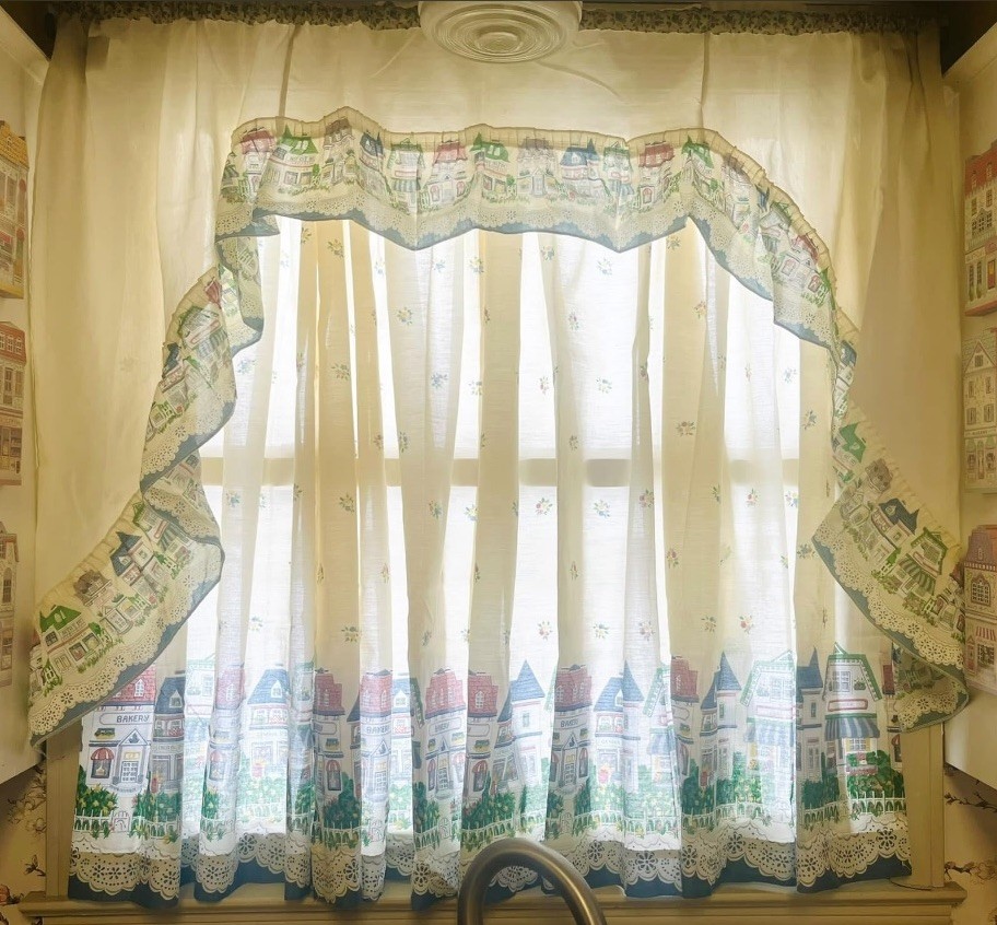 Lenox Village Curtains Vintage Extremely Rare Retired