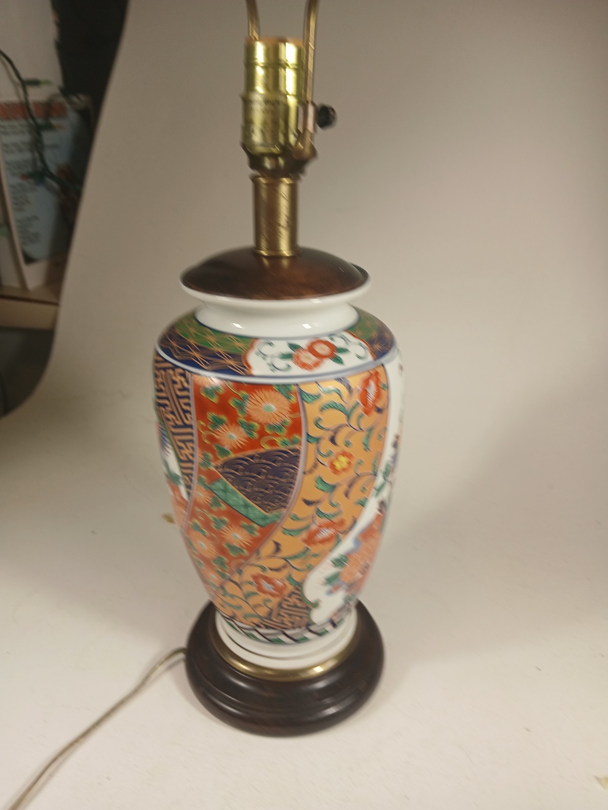 Frederick Cooper Imari Asian Style Lamp wood base / top - 24\