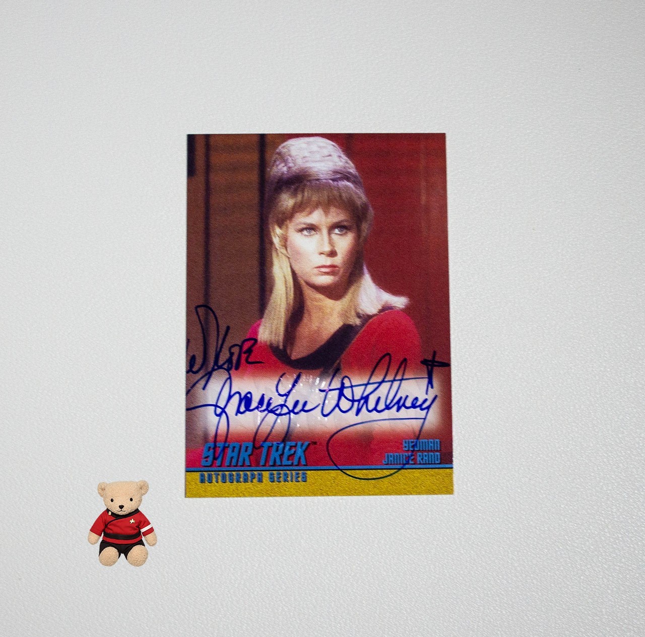 1997 Star Trek Season 1 Grace Lee Whitney embossed Autograph A5 Yeoman Rand