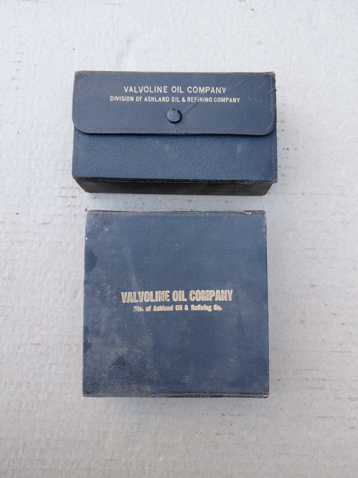 Vintage Valvoline Oil and Grease Salesman Sample Kits Vintage Valvoline Oil and Grease Salesman Sample Kits