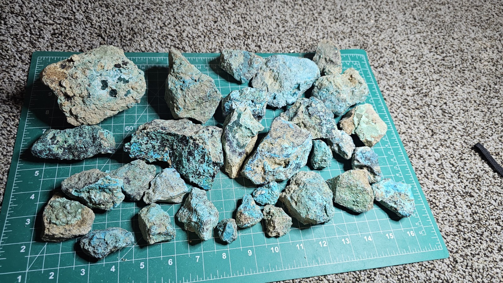 Large Lot Of Chryiscolla And Malachite 